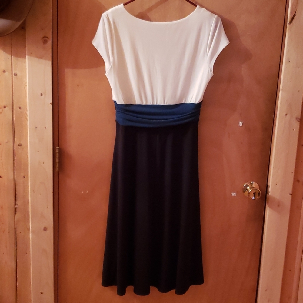 Van Heusen womens dress - Picture 2 of 2